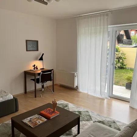 Liv Apartment- Stylish With Terrace And Parking Apartman