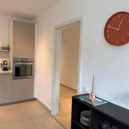 Apartman Liv Apartment- Stylish With Terrace And Parking Worms