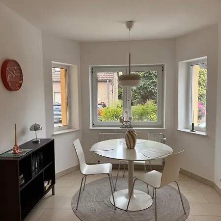 Liv Apartment- Stylish With Terrace And Parking Apartman
