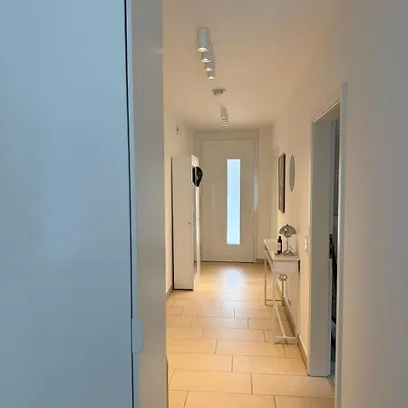 Apartman Liv Apartment- Stylish With Terrace And Parking Worms